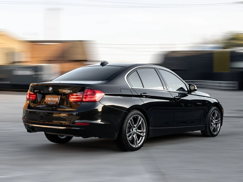 BMW 328 * 328i xDrive| NAV| LOADED| HEADS UP| SPORT| PRICE - изображение 5