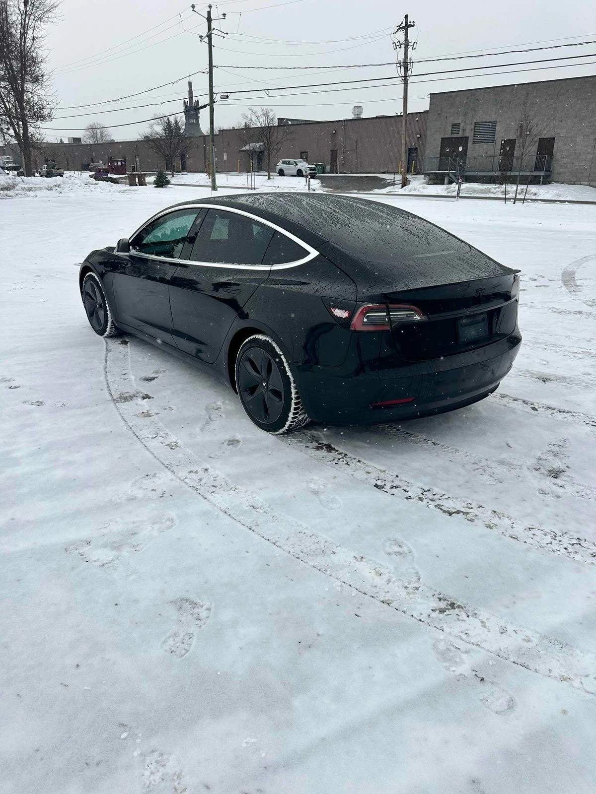 Tesla Model 3 Standard Range Plus  С РЕГИСТРАЦИЯ & АВТО КРЕДИТ  - изображение 4