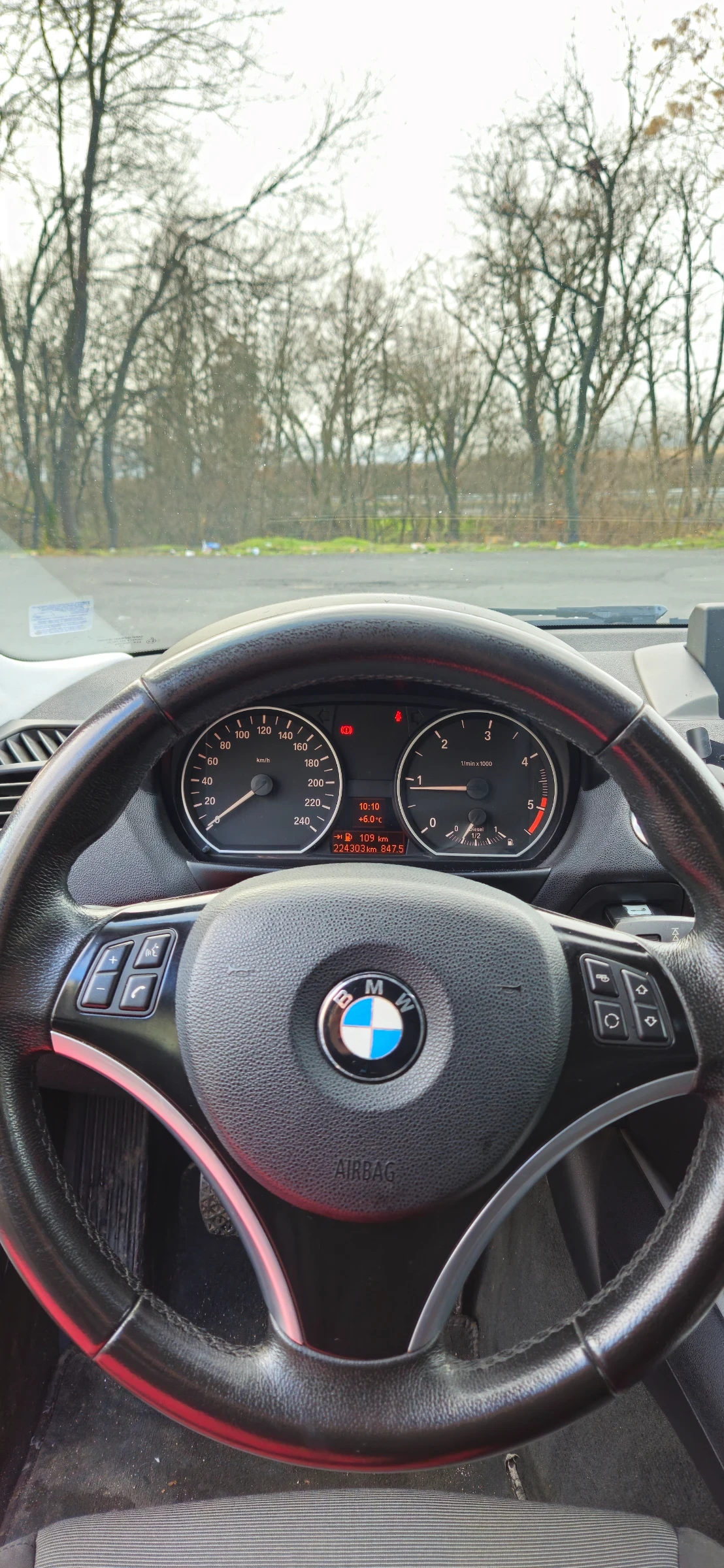 BMW 118  - изображение 7