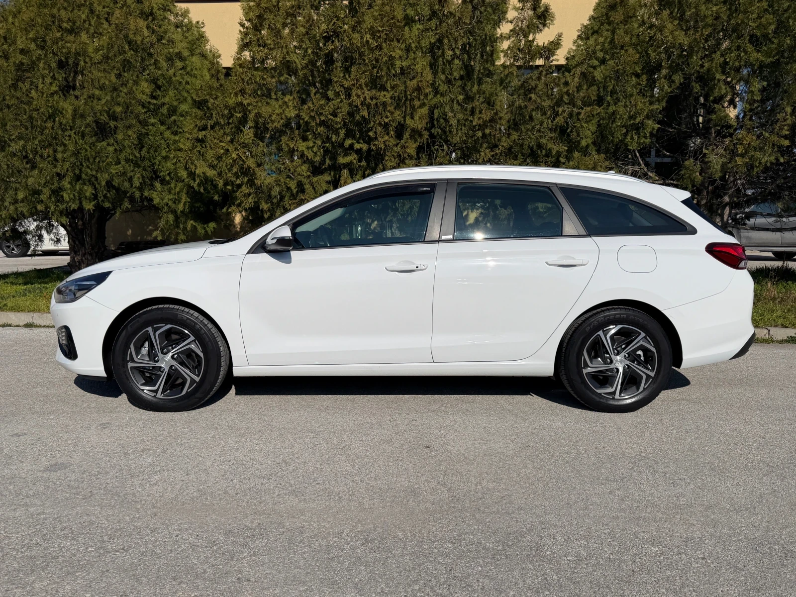 Hyundai I30 1.6CRDI 116к.с. FACE EURO 6 ГЕРМАНИЯ, снимка 2 - Автомобили и джипове - 53776263