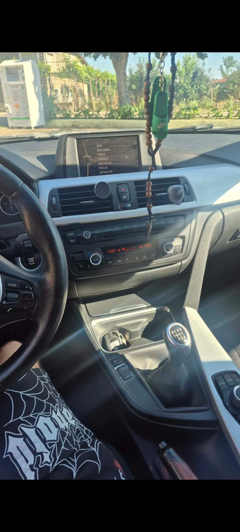 BMW 318 2.0Д клима 147к, снимка 6 - Автомобили и джипове - 54836991