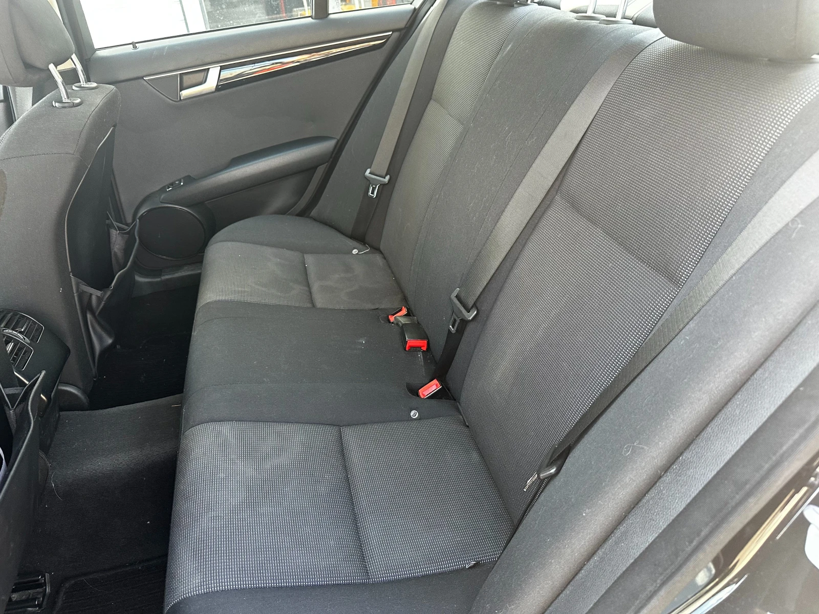 Mercedes-Benz C 200 CDI, снимка 13 - Автомобили и джипове - 54999387
