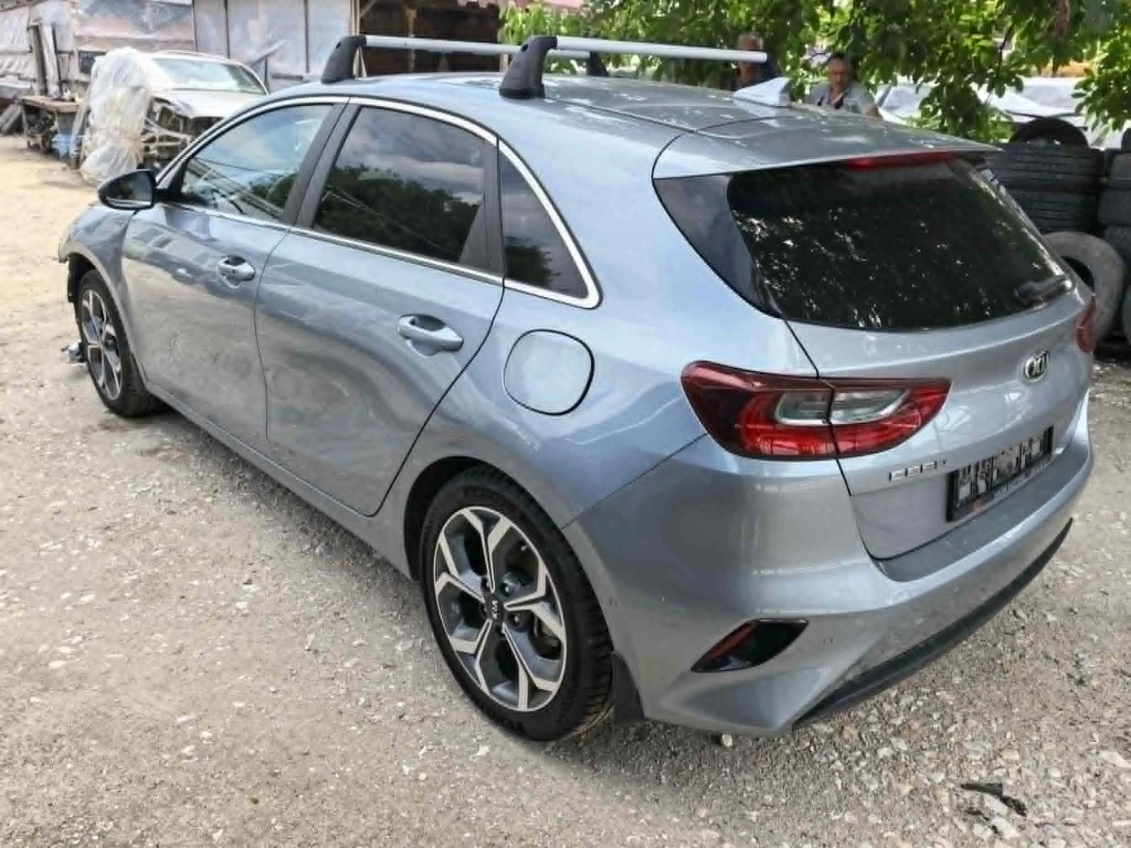 Kia Ceed 1.4 TGDI, снимка 6 - Автомобили и джипове - 55196518