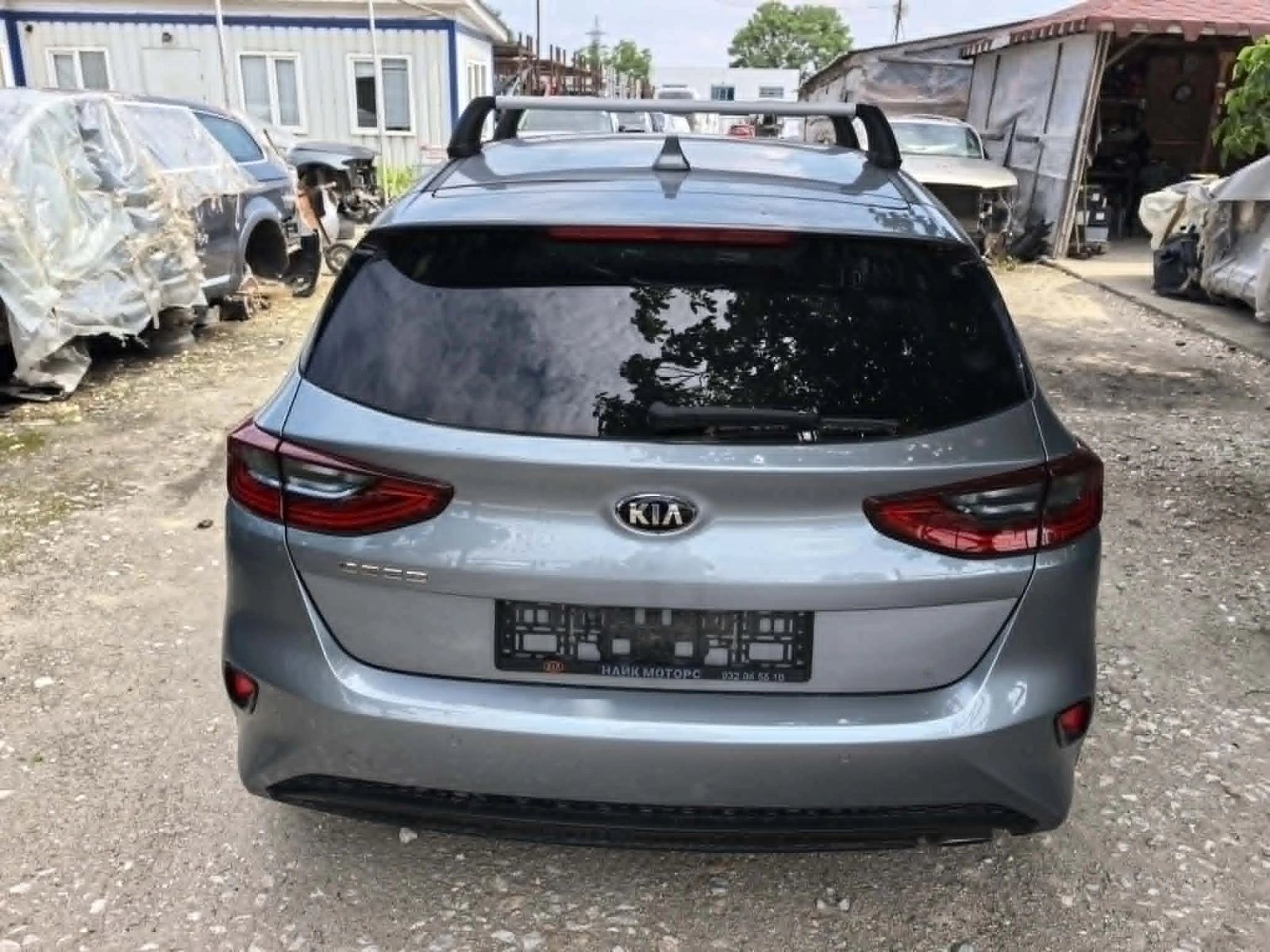 Kia Ceed 1.4 TGDI, снимка 5 - Автомобили и джипове - 55196518