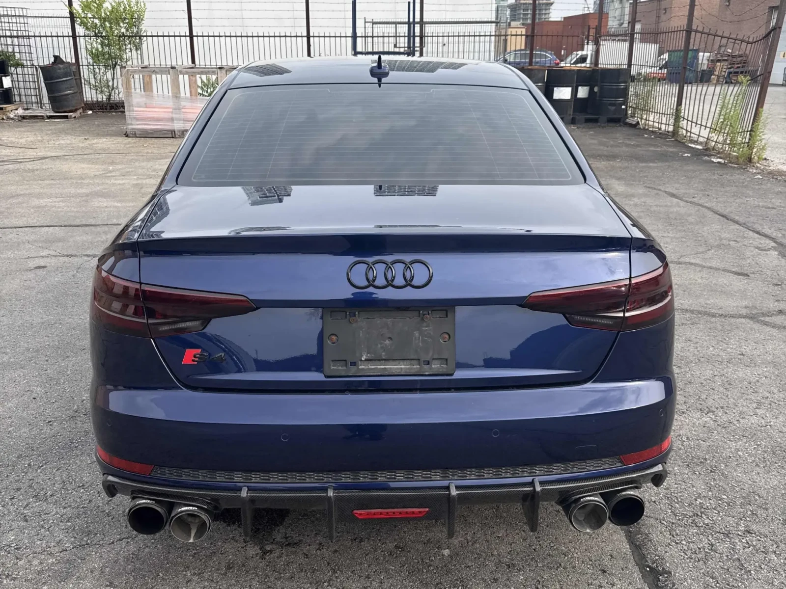 Audi S4 Technik* B&O* 360* Digital* MBRP exhaust, снимка 4 - Автомобили и джипове - 55387684