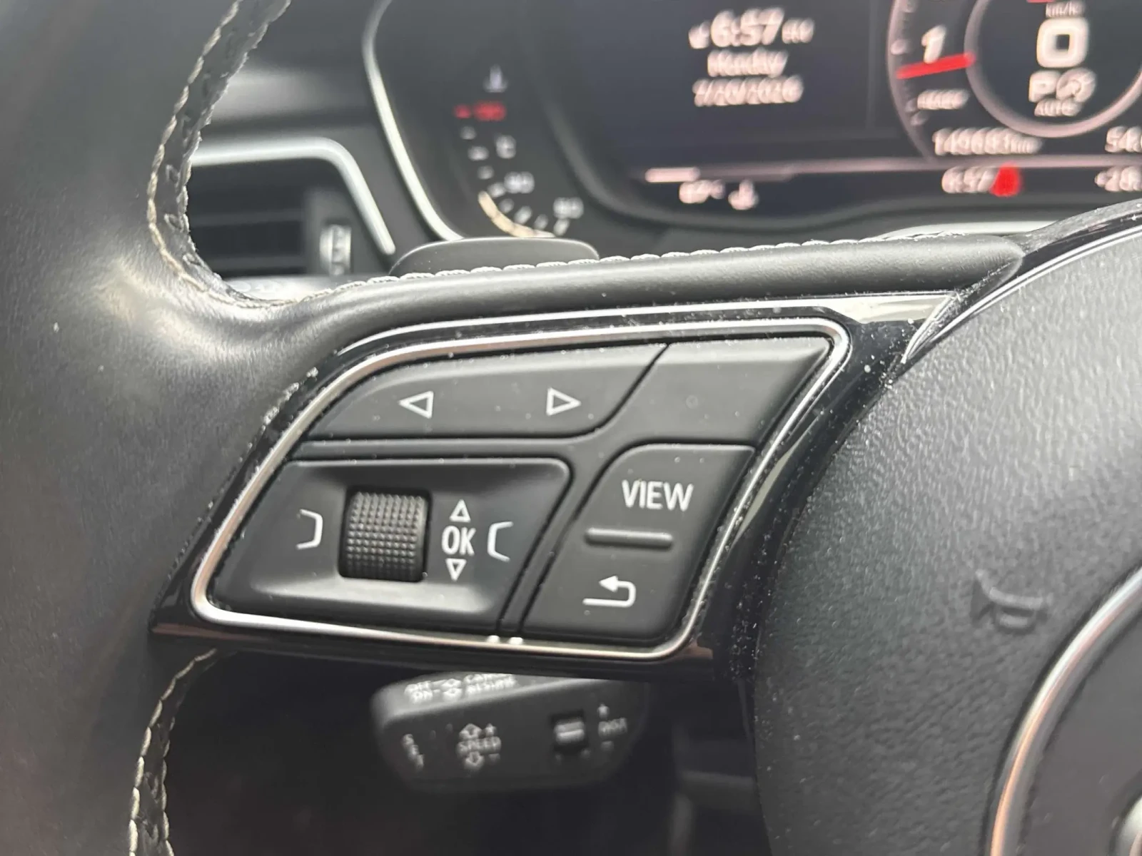 Audi S4 Technik* B&O* 360* Digital* MBRP exhaust, снимка 10 - Автомобили и джипове - 55387684