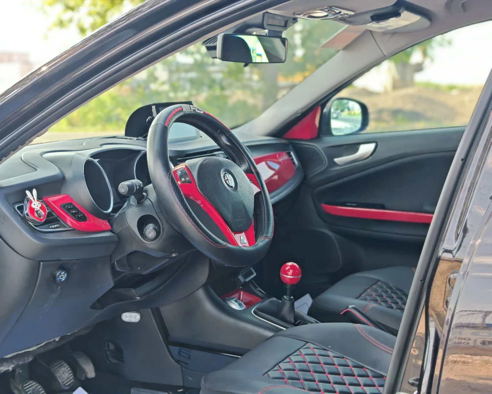 Alfa Romeo Giulietta 1.4 170 К.С. ГАЗ БЕНЗИН! РЕГИСТРАЦИЯ! , снимка 8 - Автомобили и джипове - 55436726