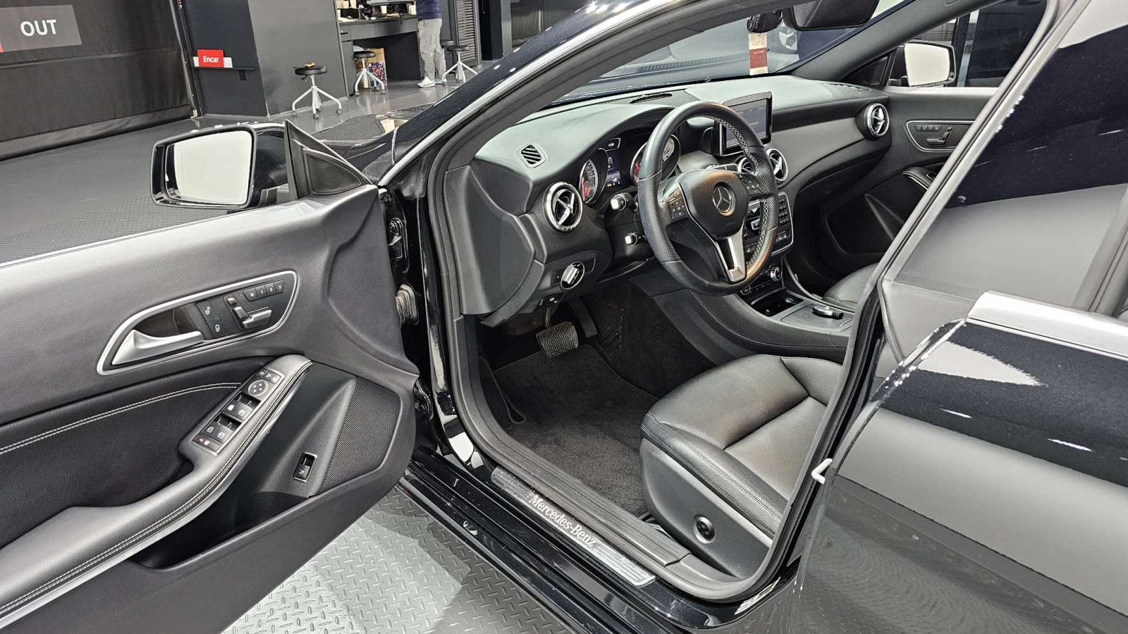 Mercedes-Benz CLA 200 CDI* ЛЮК* КРАЙНА ЦЕНА, снимка 10 - Автомобили и джипове - 55496184