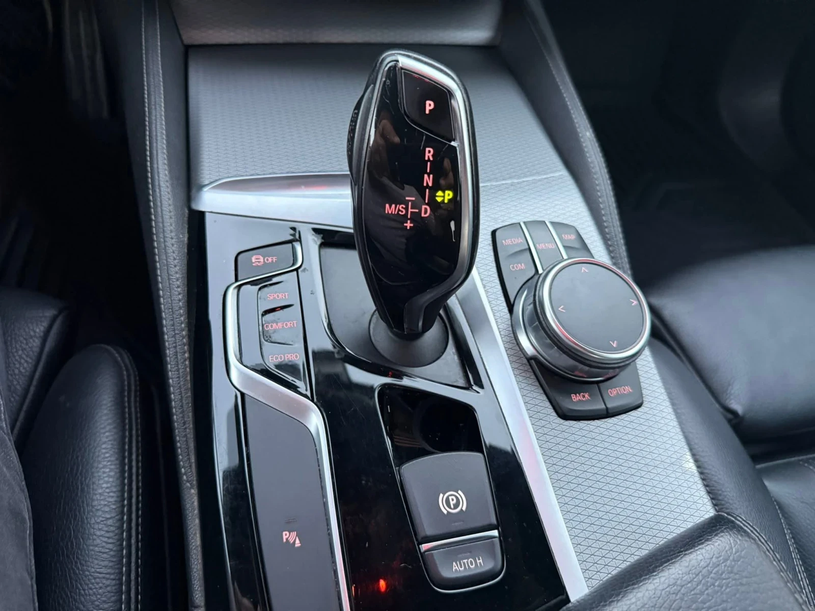 BMW 530 530 xd M packet, снимка 10 - Автомобили и джипове - 55723070