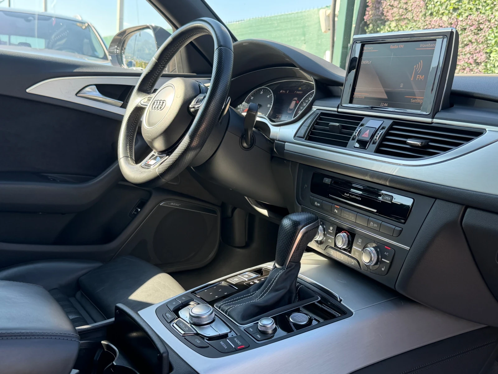 Audi A6 S-LINE/BOSE/KEYLESS/PANO/СОБСТВЕН ЛИЗИНГ, снимка 12 - Автомобили и джипове - 56118001