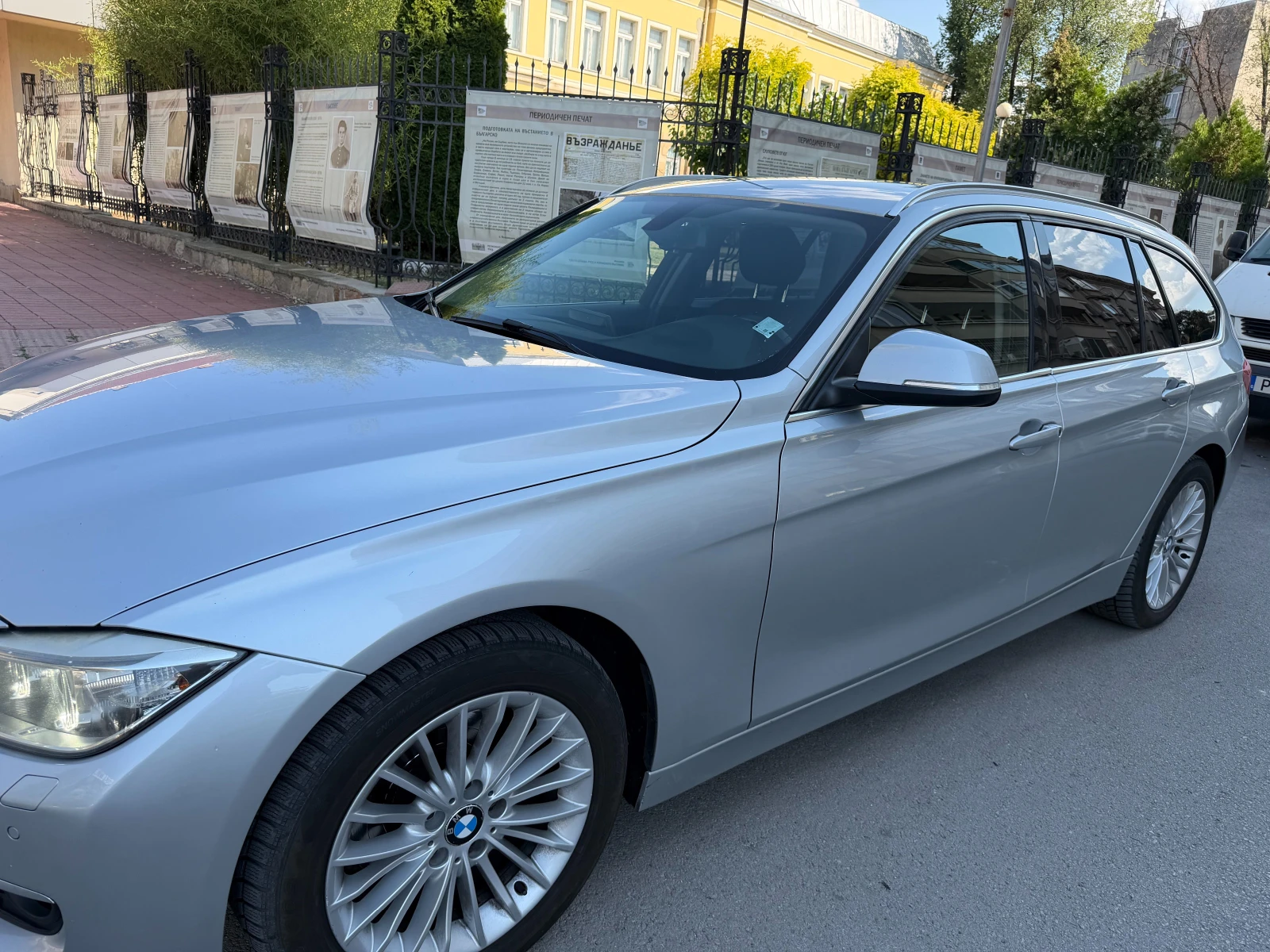 BMW 320 ВИДЕО В ОБЯВАТА !!!, снимка 3 - Автомобили и джипове - 56152557