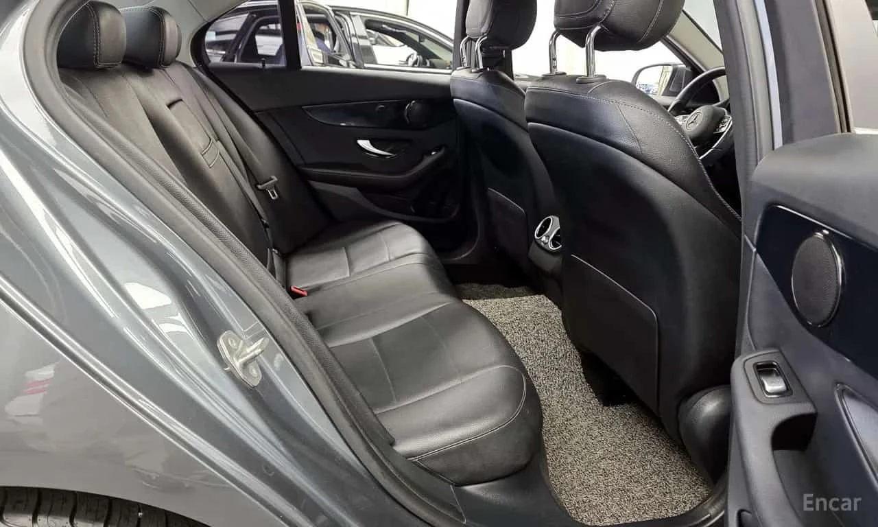 Mercedes-Benz C 200 FACELIFT * ФИКСИРАНА ЦЕНА ДО БЪЛГАРИЯ* , снимка 16 - Автомобили и джипове - 56258512
