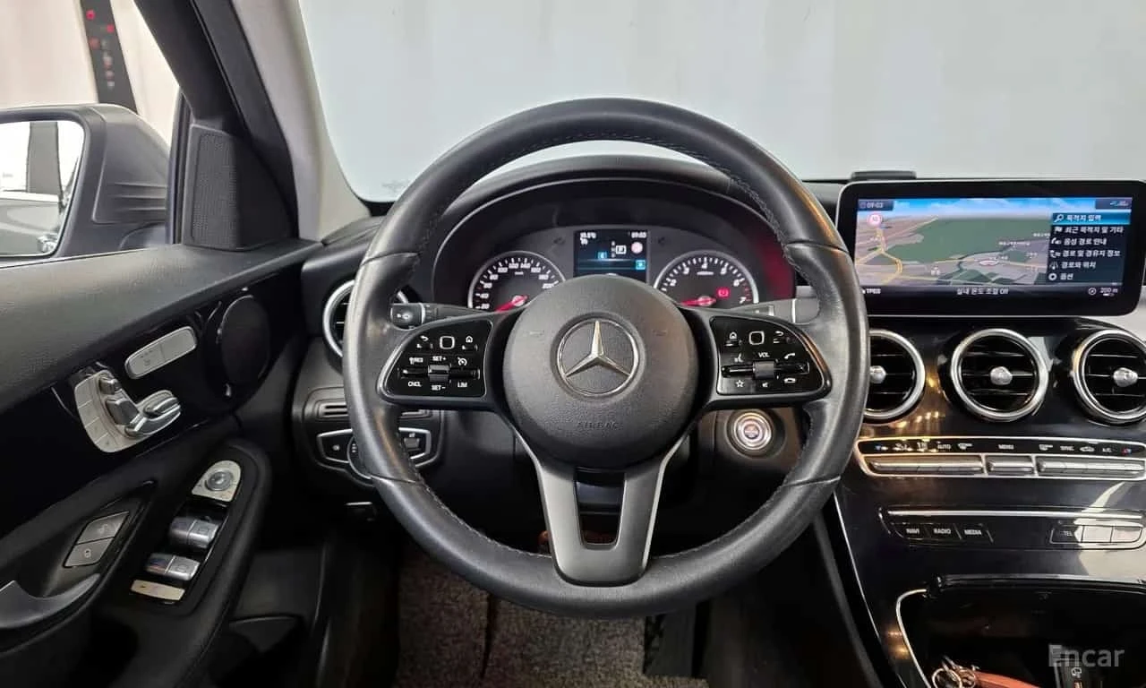 Mercedes-Benz C 200 FACELIFT * ФИКСИРАНА ЦЕНА ДО БЪЛГАРИЯ* , снимка 11 - Автомобили и джипове - 56258512