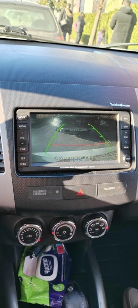 Mitsubishi Outlander 2.2 DiD автоматик, снимка 13