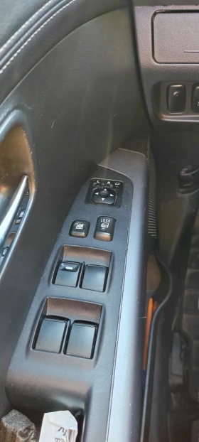 Mitsubishi Outlander 2.2 DiD автоматик, снимка 11