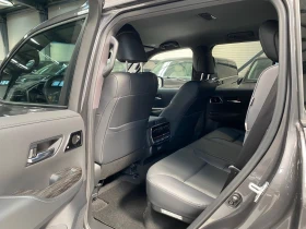 Toyota Land cruiser LC300 / GR SPORT / HUD / JBL / 360 | Mobile.bg � ����� ������ 15
