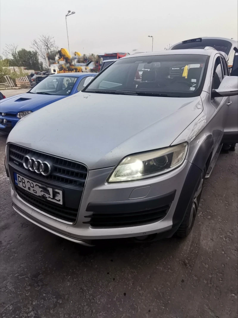 Audi Q7, снимка 3 - Автомобили и джипове - 47652767