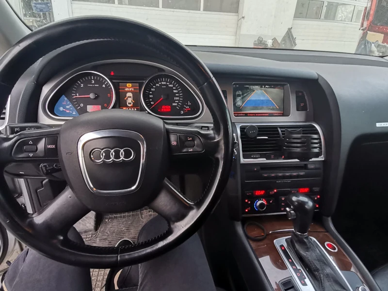 Audi Q7, снимка 8 - Автомобили и джипове - 47652767