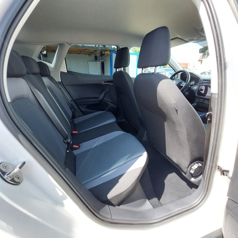 Seat Arona 1.6 TDI 146000KM EURO 6C, снимка 15 - Автомобили и джипове - 46398550