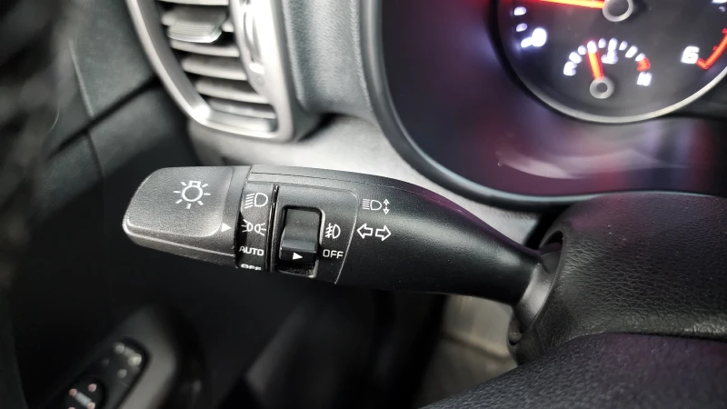 Kia Sportage 2.0 2WD NOBLESSE autogeorge.com, снимка 17 - Автомобили и джипове - 51903073