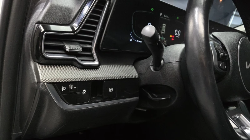 Kia Sportage 2.0 2WD PRESTIGE , снимка 16 - Автомобили и джипове - 52469540