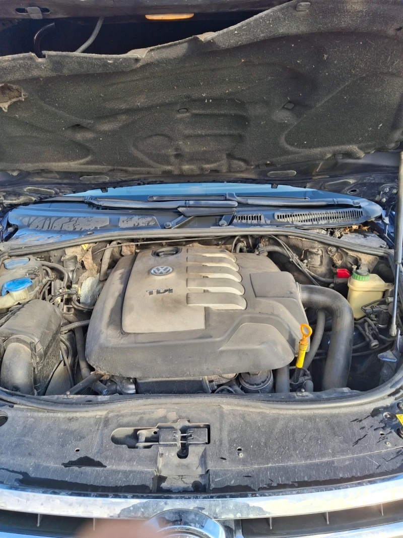 VW Touareg 2.5 TDI, снимка 8 - Автомобили и джипове - 52962680