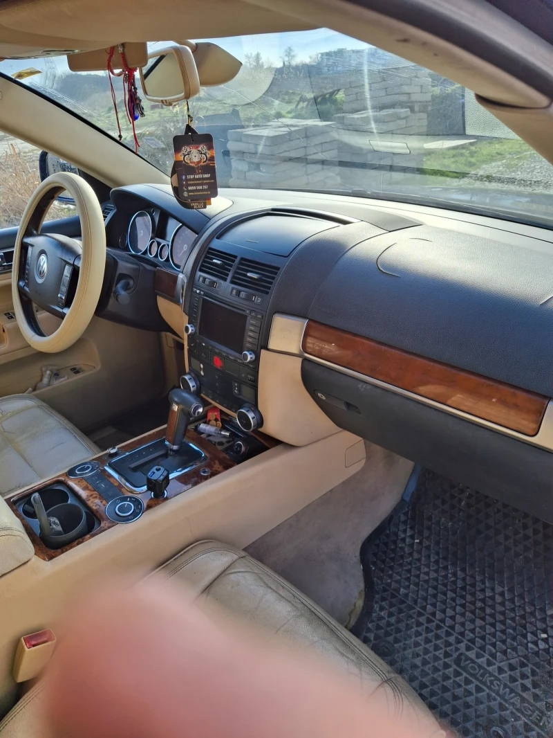 VW Touareg 2.5 TDI, снимка 6 - Автомобили и джипове - 52962680