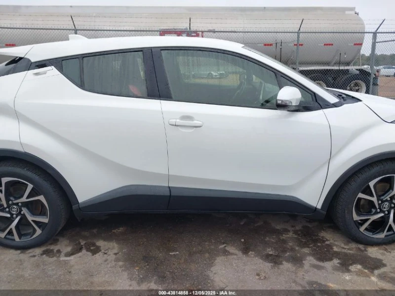 Toyota C-HR XLE, снимка 13 - Автомобили и джипове - 53183230