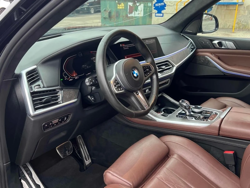 BMW X7 * xDrive40i * LASER* DISTRONIC* HEAD-UP* ТЕЛЕВИЗОР, снимка 5 - Автомобили и джипове - 53420285