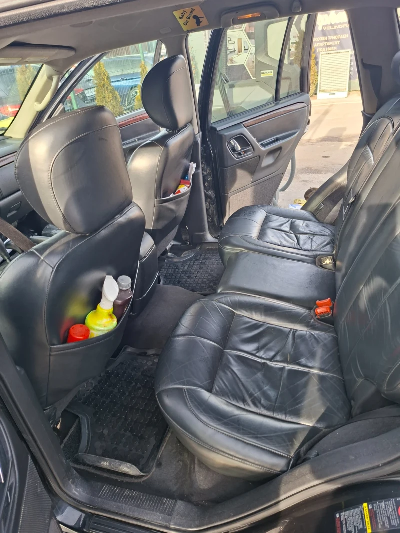 Jeep Grand cherokee, снимка 9 - Автомобили и джипове - 53539349