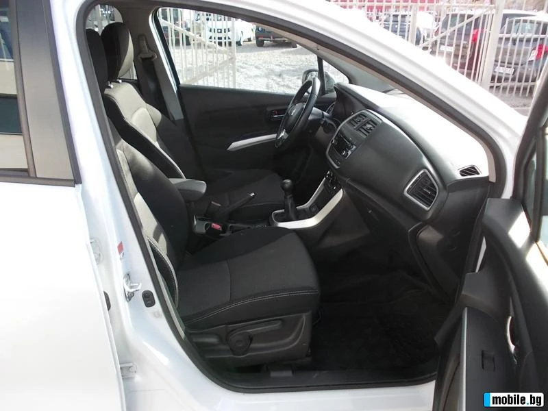 Suzuki SX4 S-Cross 1, 6 4x4 keyless, снимка 12 - Автомобили и джипове - 56659239