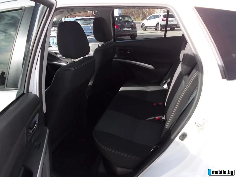 Suzuki SX4 S-Cross 1, 6 4x4 keyless, снимка 15 - Автомобили и джипове - 56659239