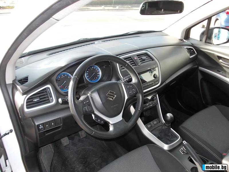 Suzuki SX4 S-Cross 1, 6 4x4 keyless, снимка 8 - Автомобили и джипове - 56659239