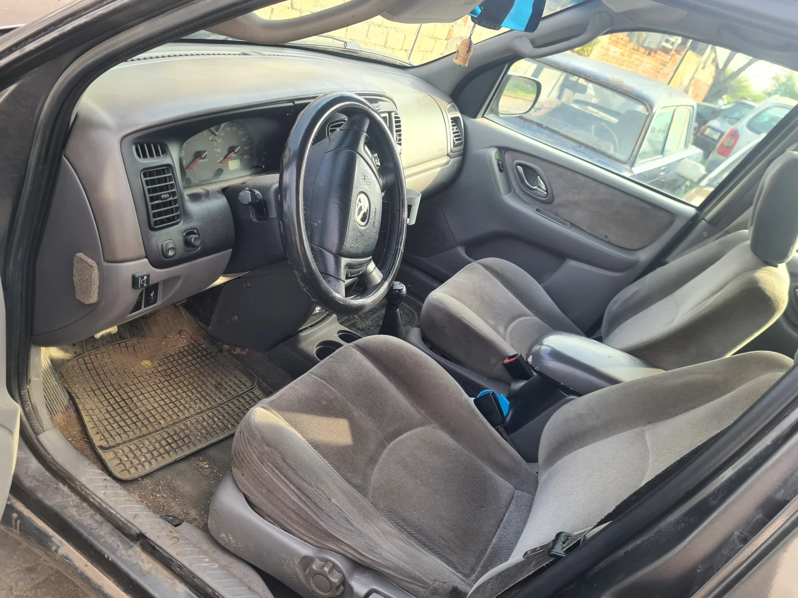 Mazda Tribute  - изображение 5