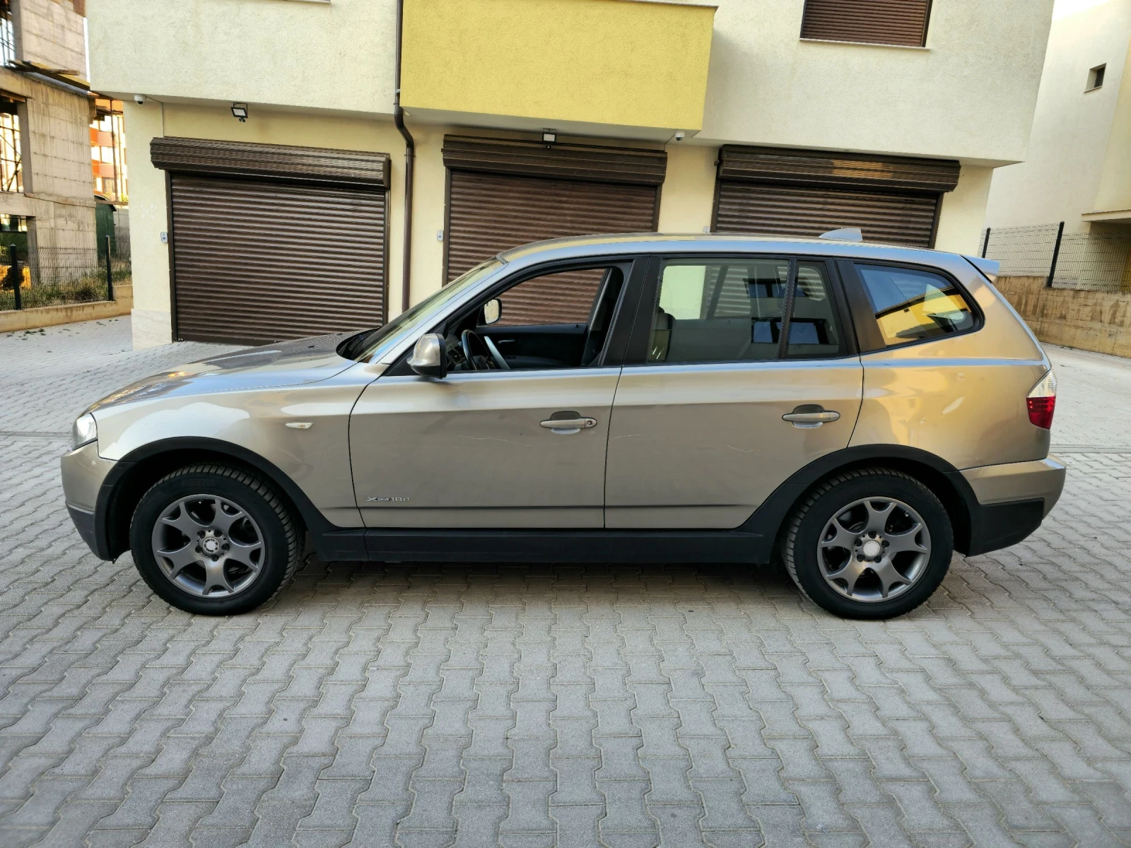 BMW X3 2.0 Xdrive FACELIFT - изображение 6