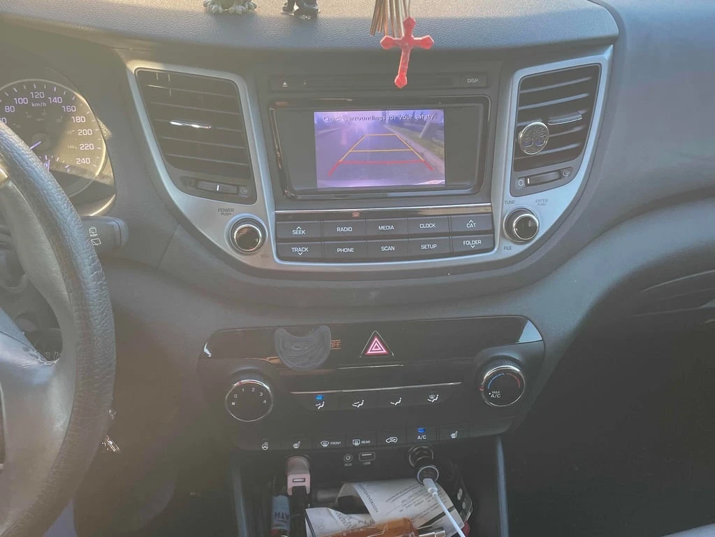 Hyundai Tucson * Premium * CARFAX * БЕЗ ПЪРВОНАЧАЛНА ВНОСКА - изображение 9