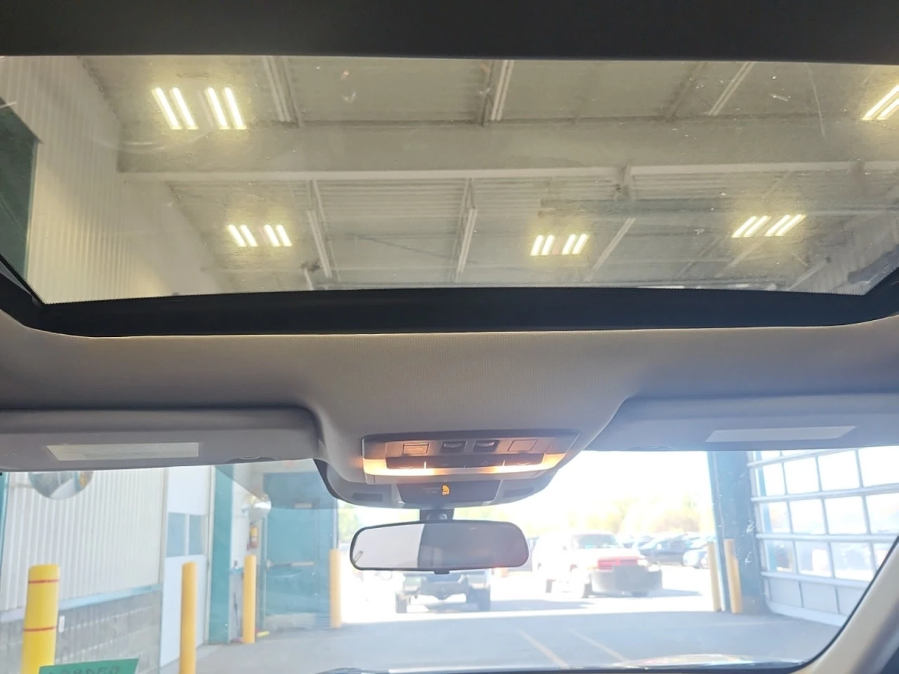 Nissan Rogue * АВТО КРЕДИТ* ЦЕНА ДО БГ * СЕРВИЗНА ИСТОРИЯ *  - изображение 10