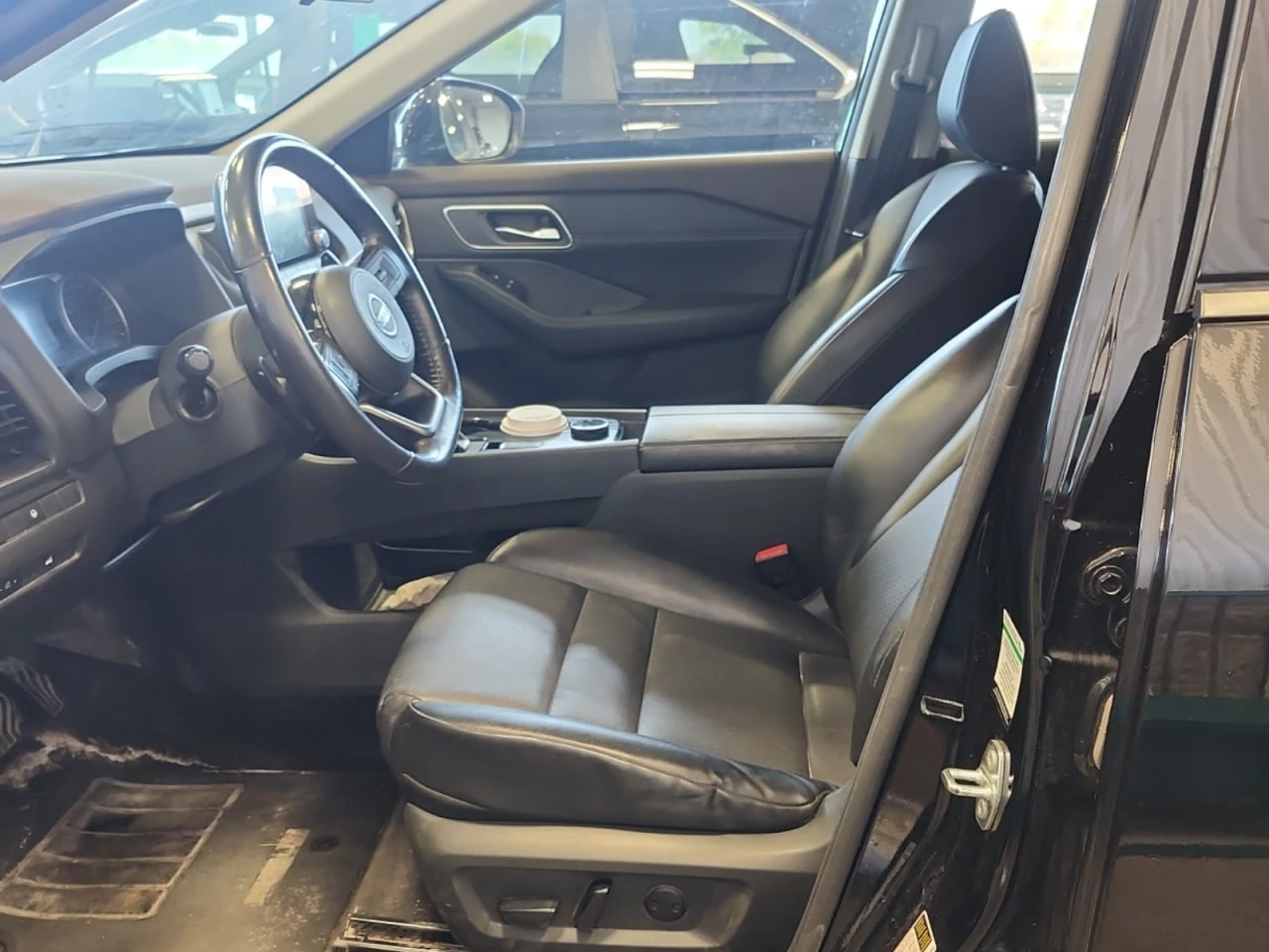 Nissan Rogue * АВТО КРЕДИТ* ЦЕНА ДО БГ * СЕРВИЗНА ИСТОРИЯ *  - изображение 6