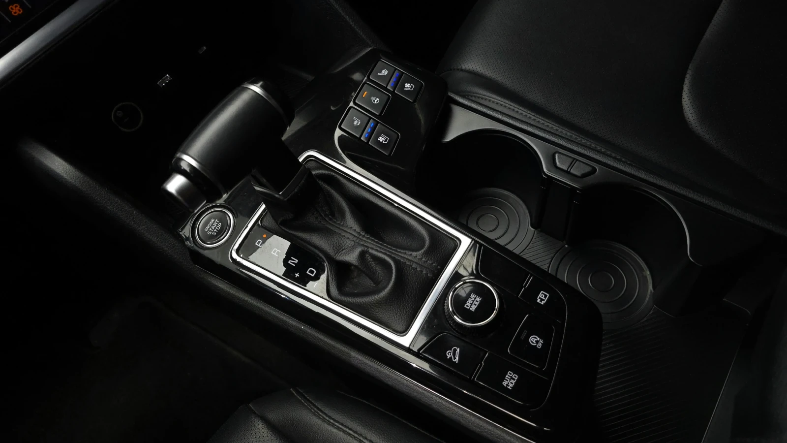 Kia Sportage 2.0 2WD PRESTIGE  - изображение 8