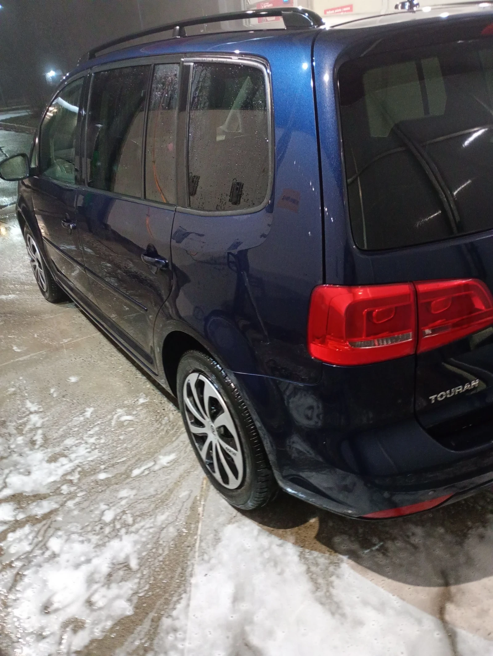 VW Touran 1600 - изображение 6