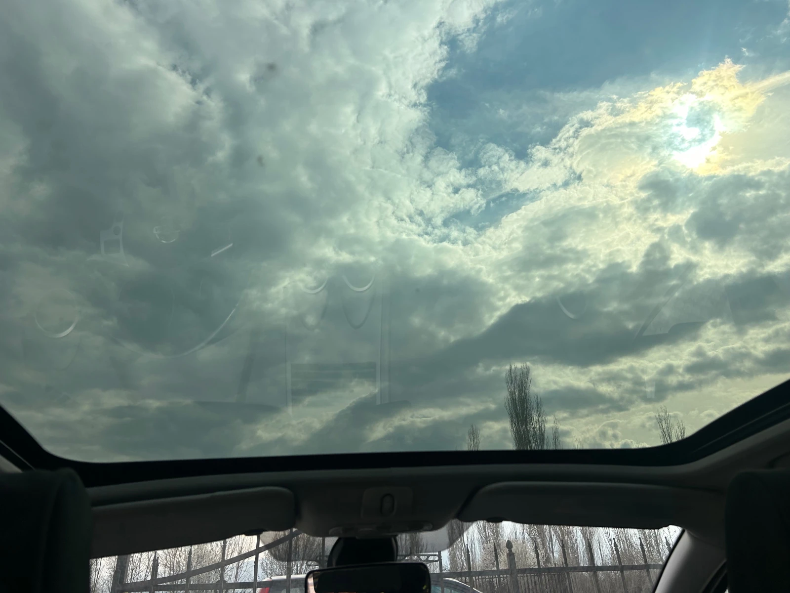 Nissan Qashqai 1.5DCI .нави , камера , панорама, снимка 9 - Автомобили и джипове - 53985450