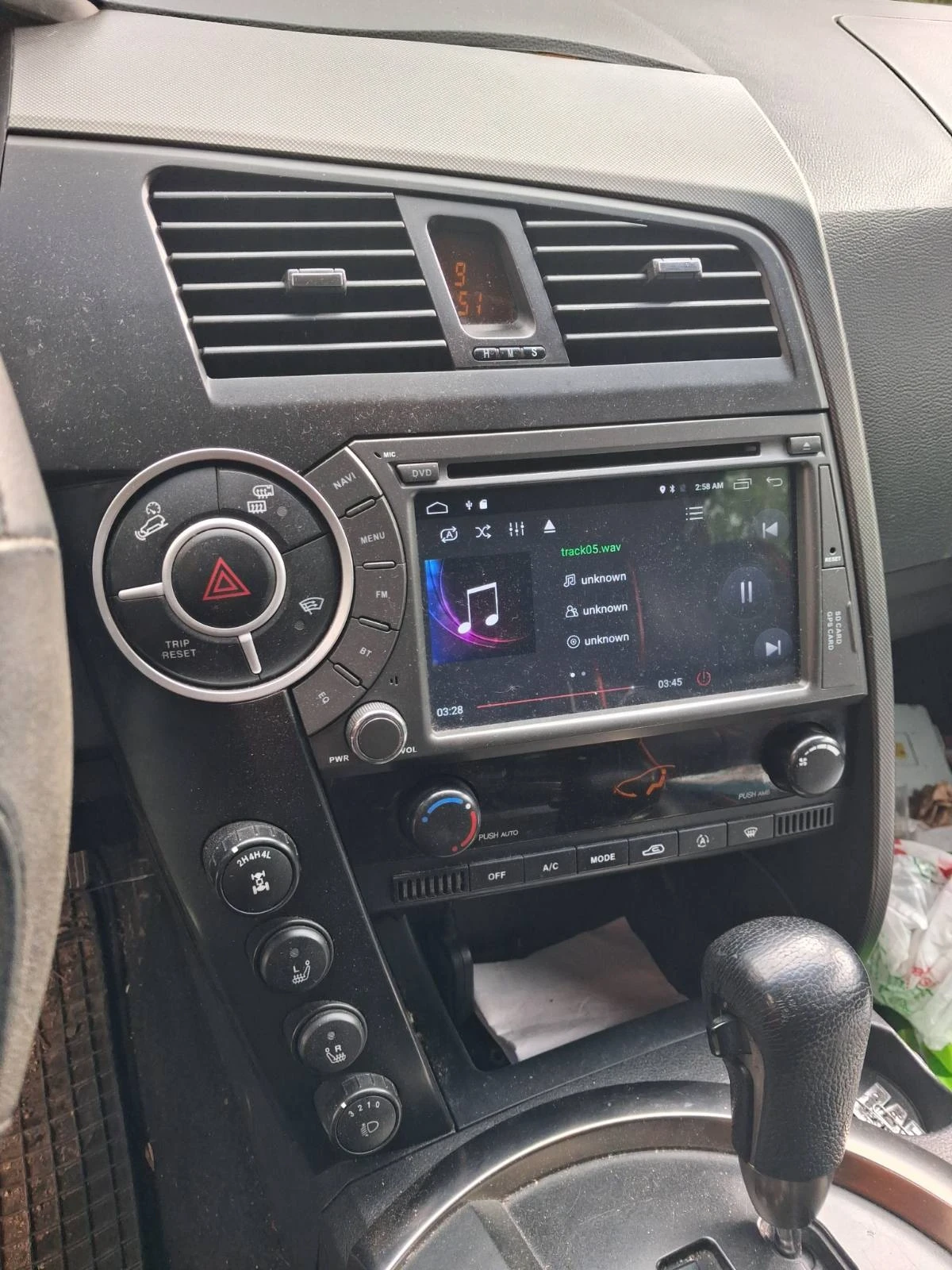 SsangYong Kyron, снимка 9 - Автомобили и джипове - 54697055