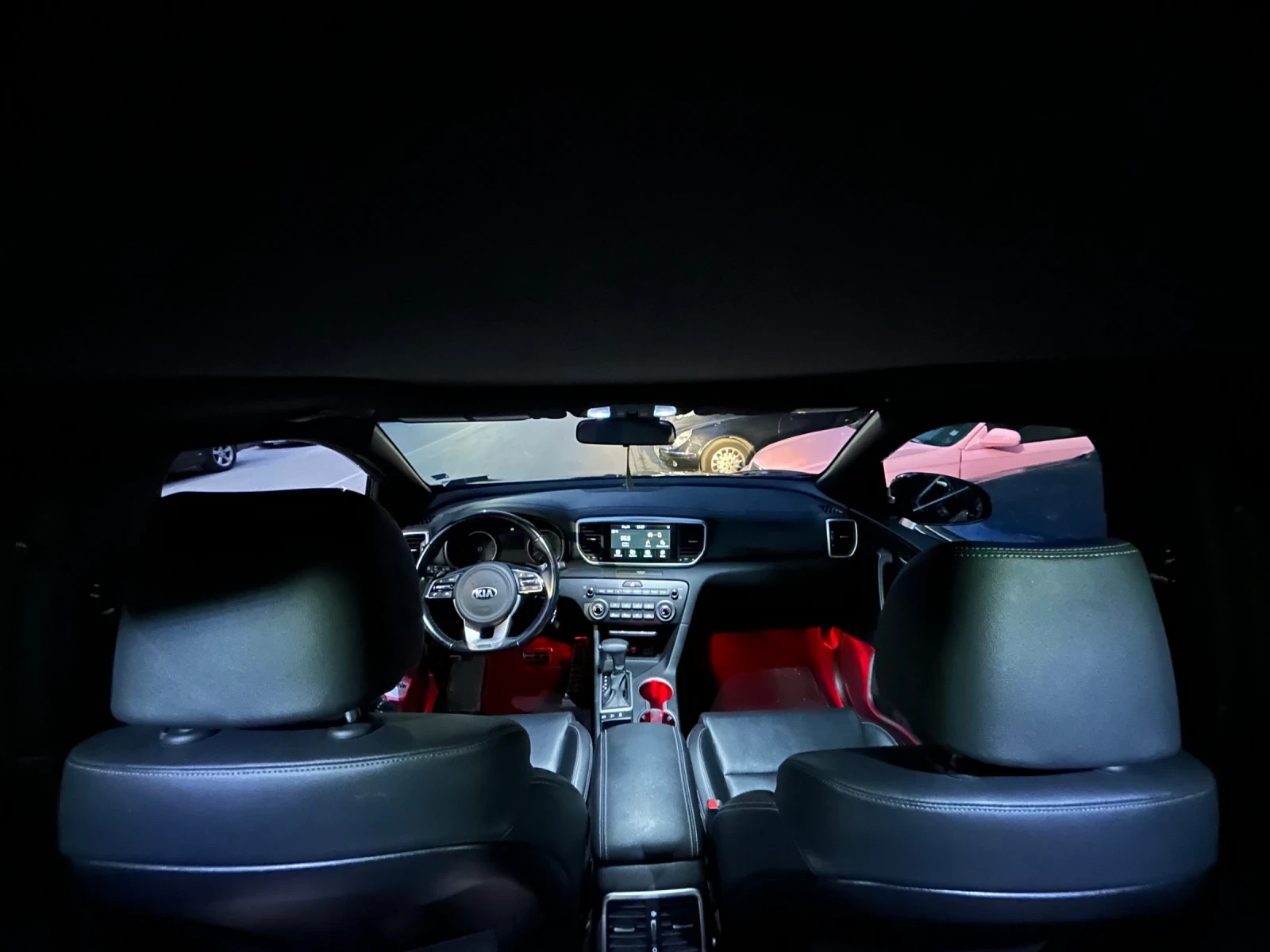 Kia Sportage, снимка 8 - Автомобили и джипове - 54704777