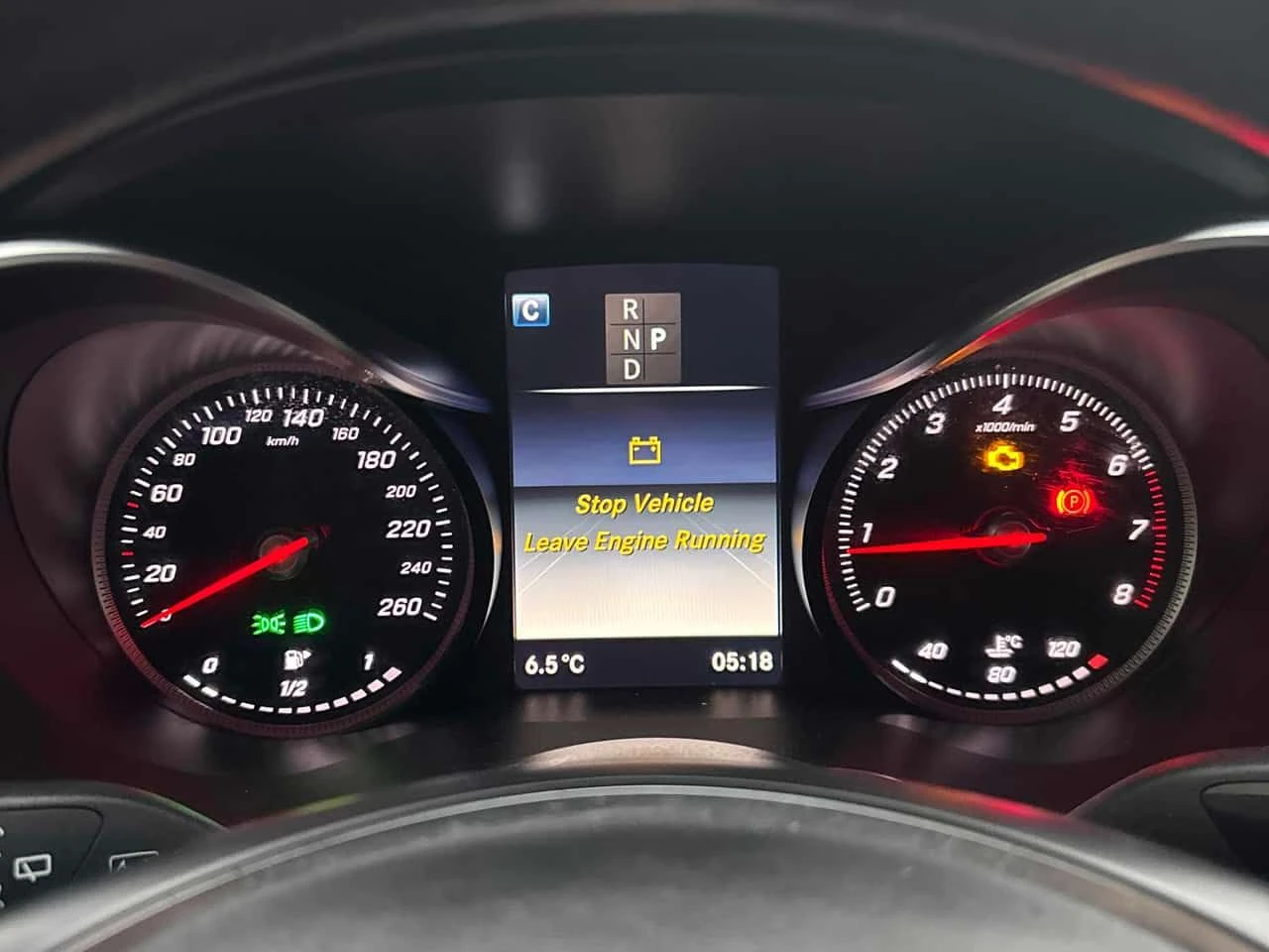 Mercedes-Benz GLC 300 /360/ STAR LIGHT / АВТОКРЕДИТ, снимка 8 - Автомобили и джипове - 54726672