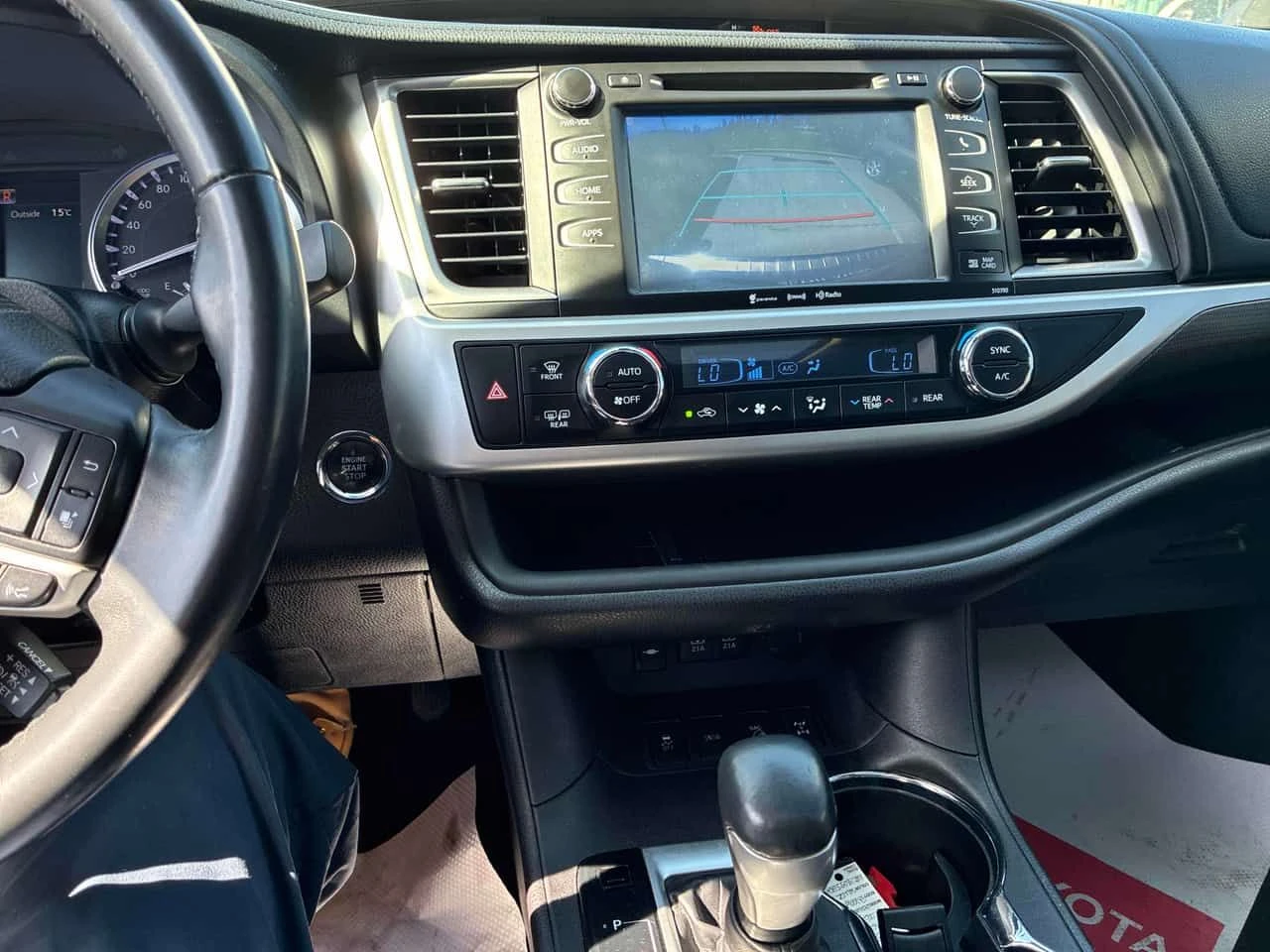 Toyota Highlander * XLE * АВТОКРЕДИТ БЕЗ ПЪРВОНАЧАЛНА ВНОСКА* , снимка 9 - Автомобили и джипове - 54953150