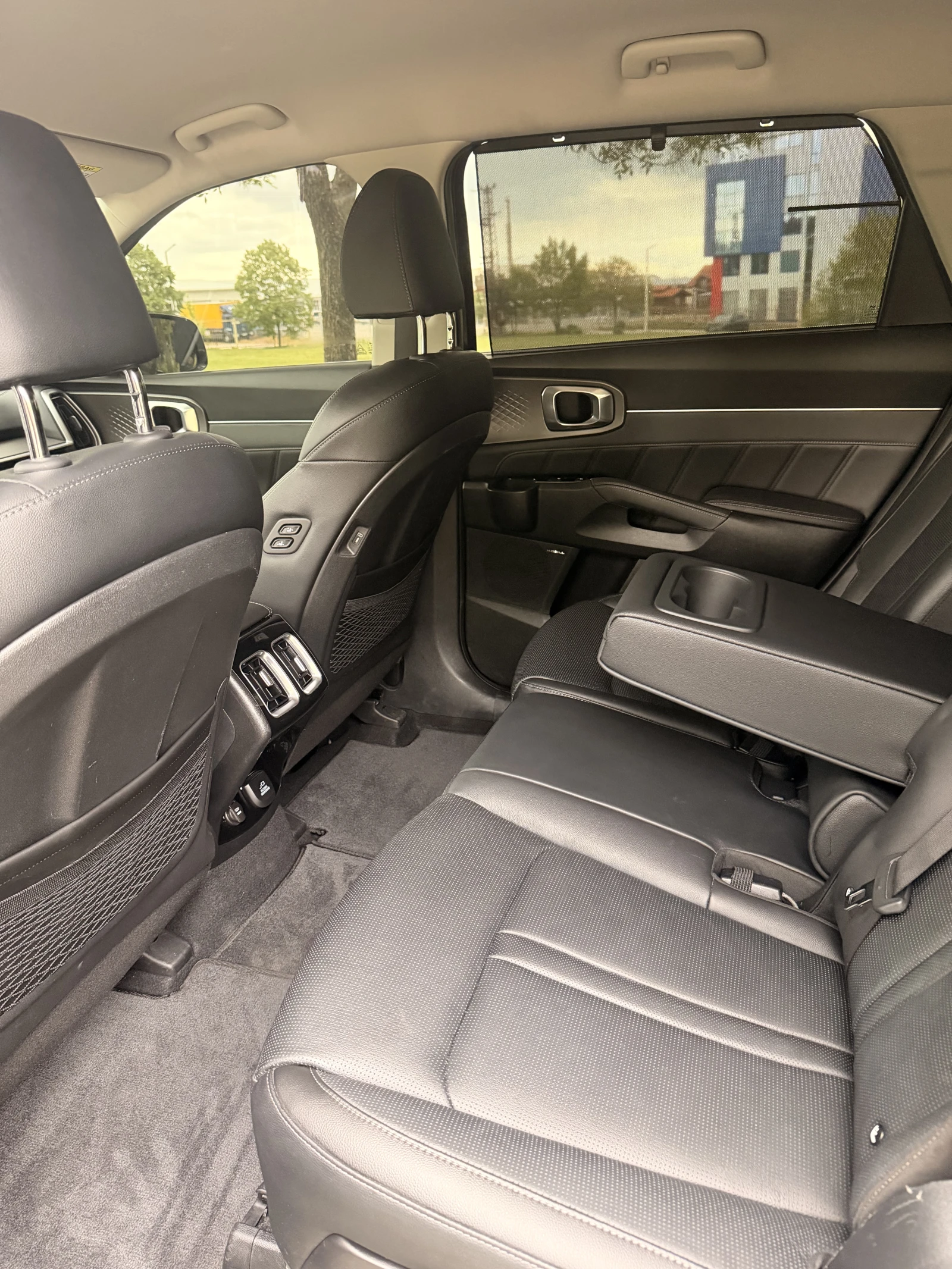 Kia Sorento 2.2d 4x4 Noblesse, снимка 13 - Автомобили и джипове - 54963778