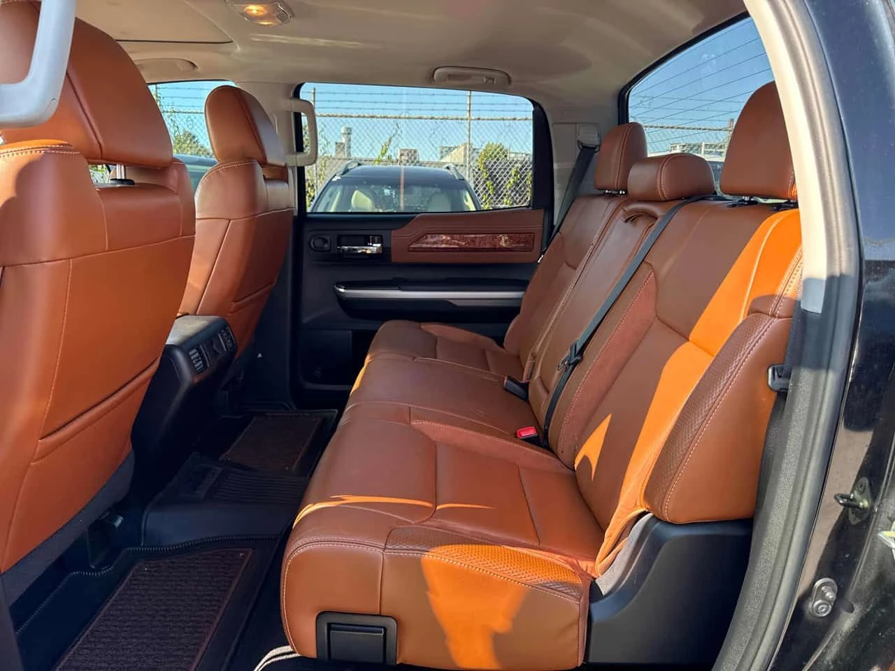 Toyota Tundra * 4WD Crewmax 146" 5.7L Platinum* ����������*  | Mobile.bg � ����������� 10