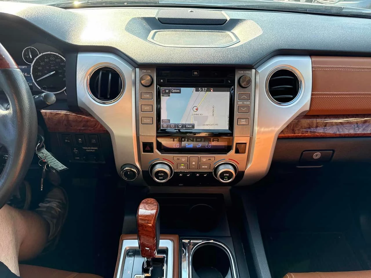 Toyota Tundra * 4WD Crewmax 146" 5.7L Platinum* ����������*  | Mobile.bg � ����������� 9
