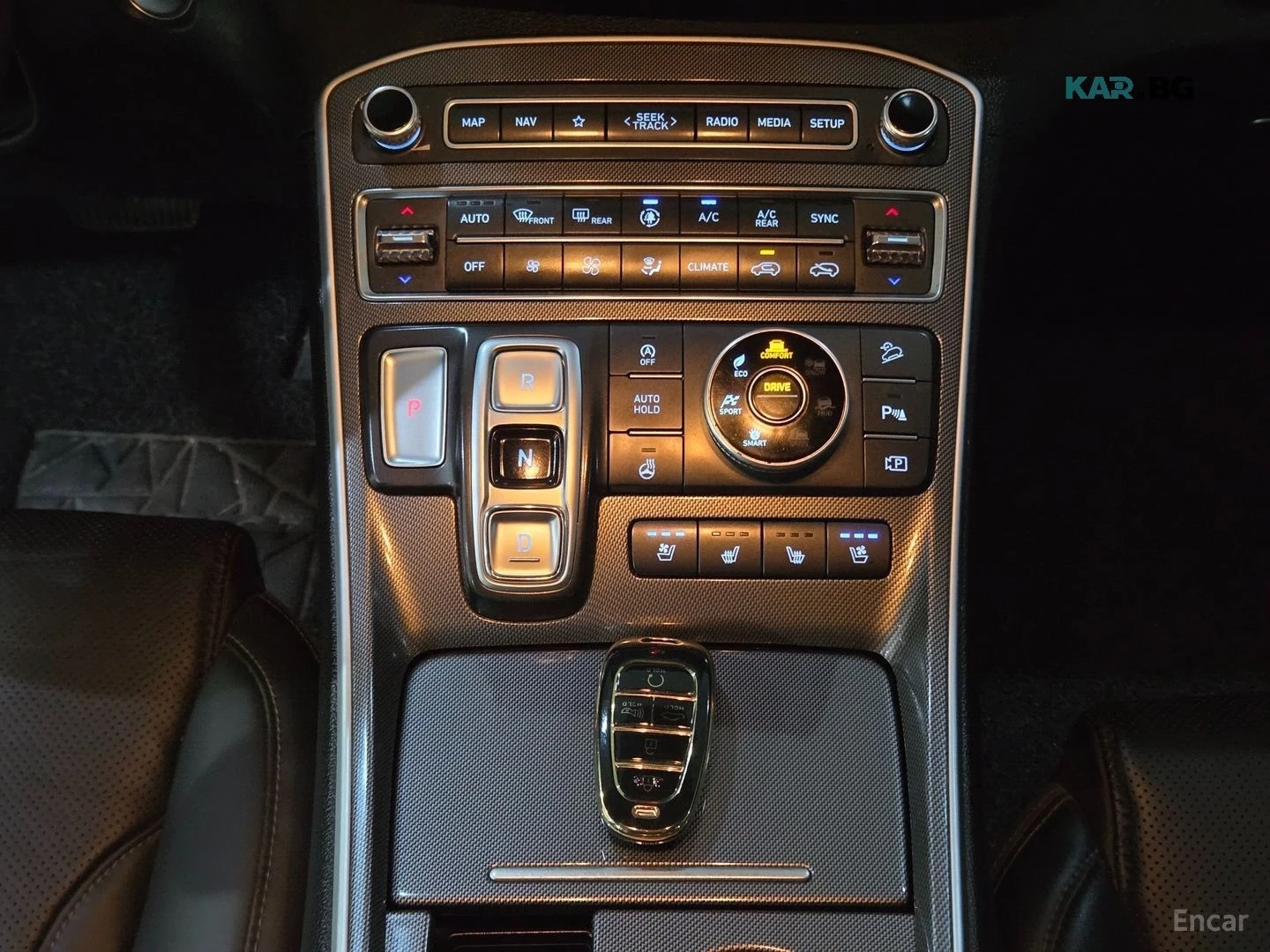 Hyundai Santa fe 2.5T Premium 4x4* DISTRONIC* ПОДГРЕВ* ОБДУХВАНЕ* , снимка 13 - Автомобили и джипове - 55900173