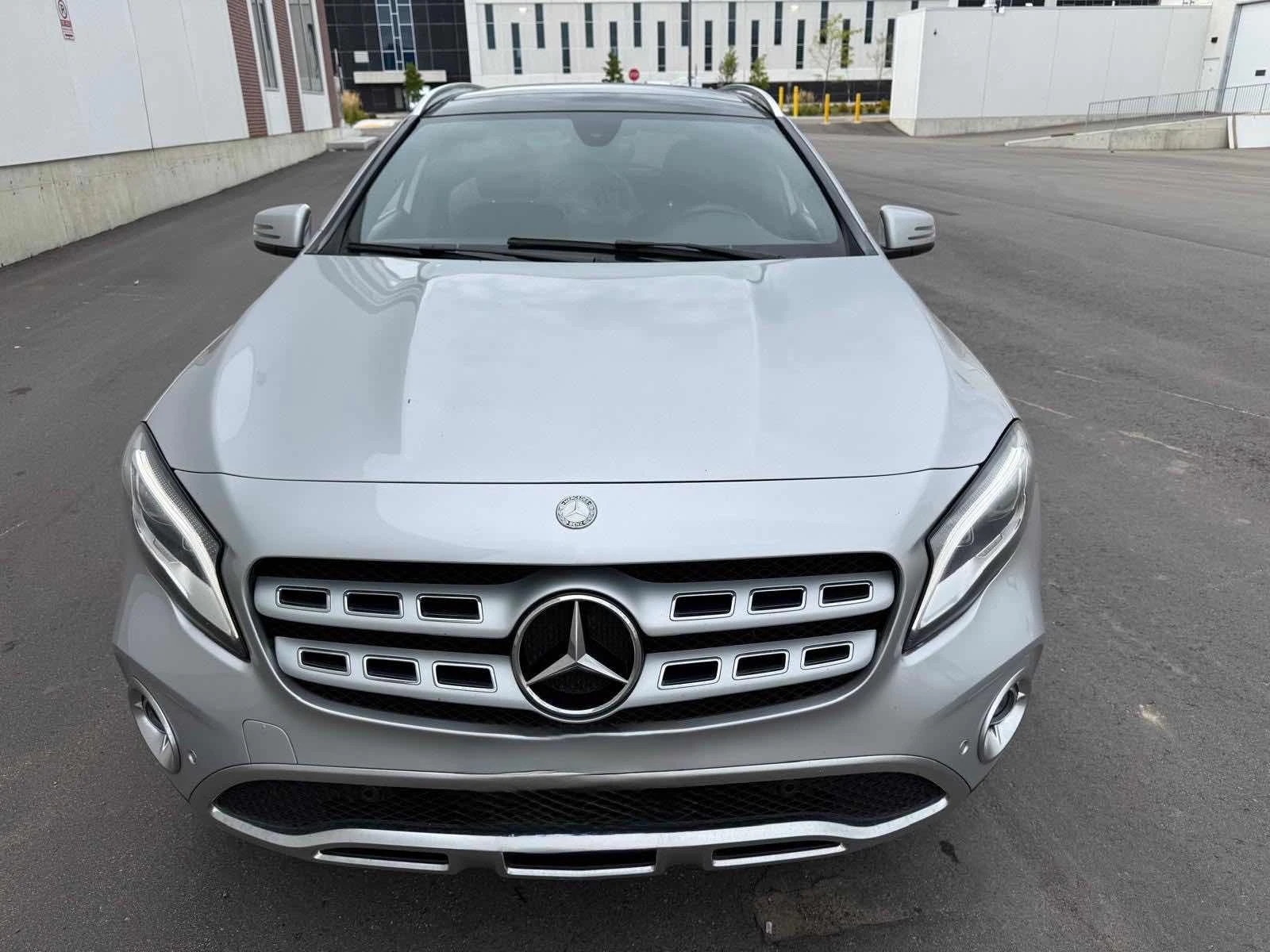 Mercedes-Benz GLA 250 * АВТОКРЕДИТ * ГЛАВНО ПРЕДСТАВИТЕЛСТВО, снимка 3 - Автомобили и джипове - 55960542